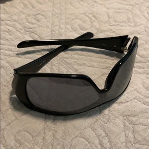 Oakley “Riddle” sunglasses